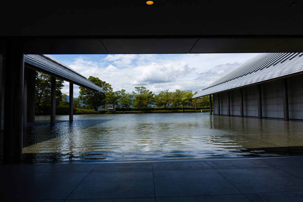 佐川美術館にて。