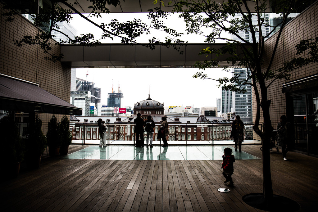 東京駅　丸ビルサイド