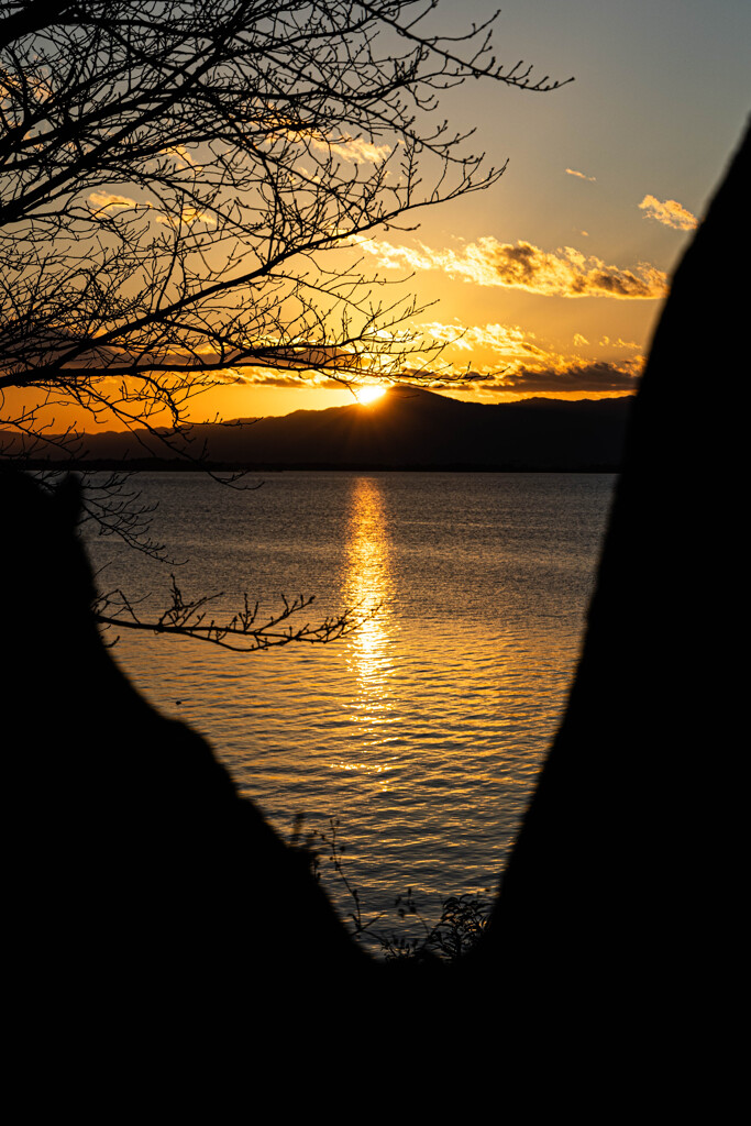 湖畔の夕景