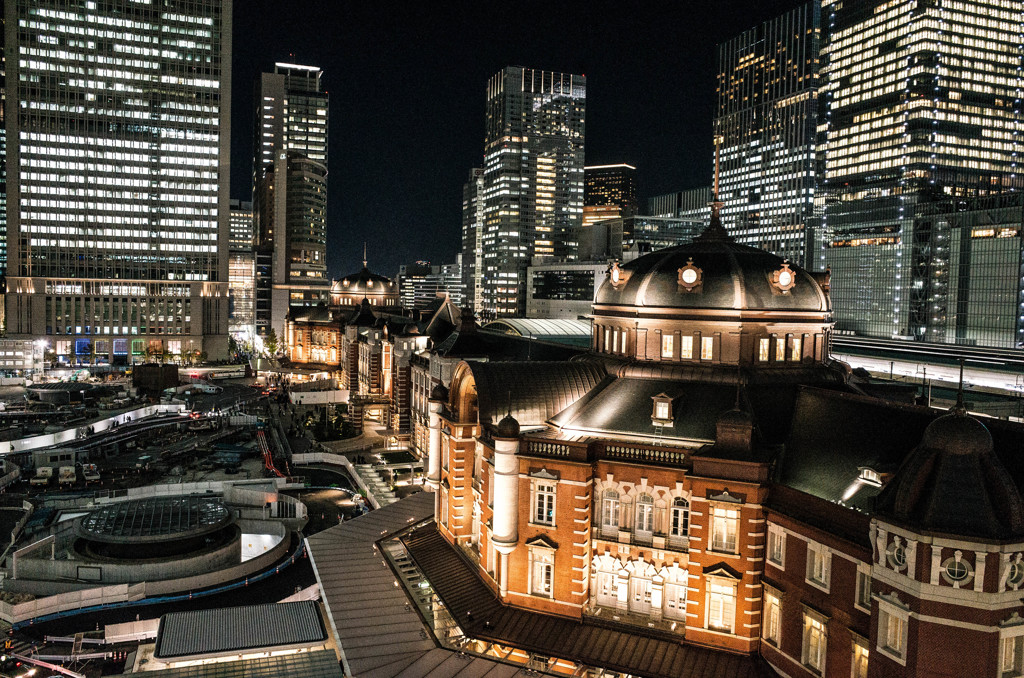 東京