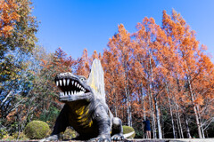 恐竜のいるメタセコイアの森