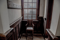 旧八幡郵便局の小部屋