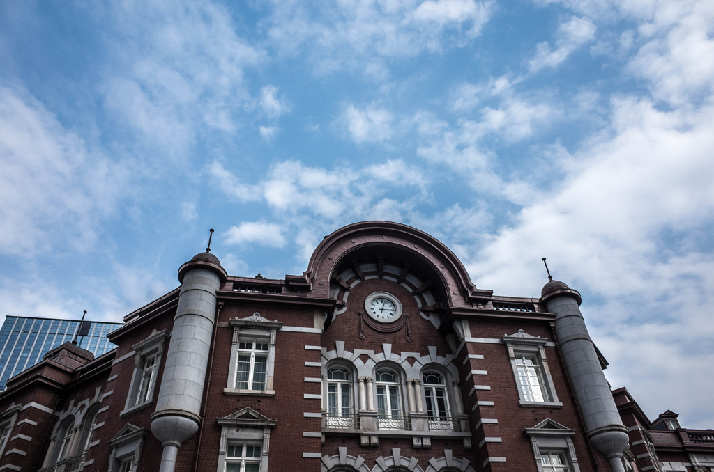 Tokyo Station 15:03