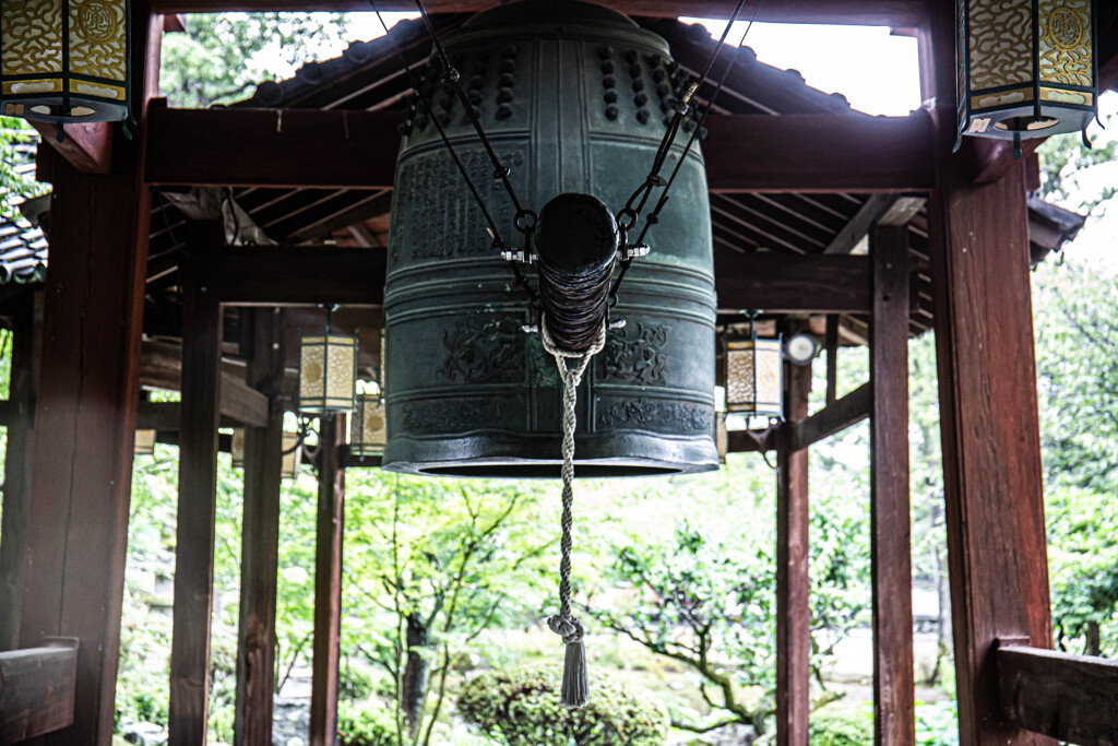 萬福寺・祈りの鐘 ②