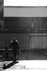 雪解け夕時帰路