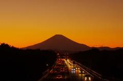 富士へと続く道