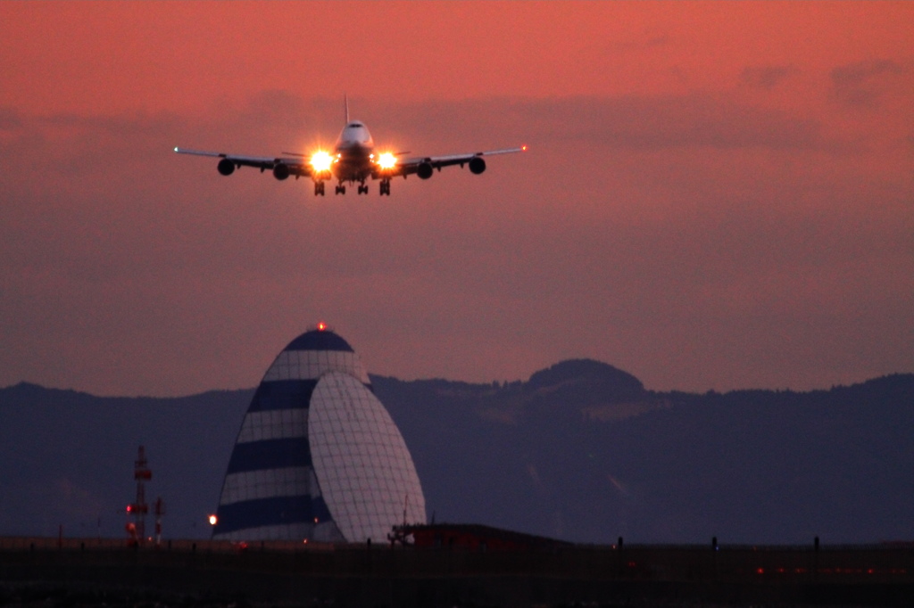 Tower and aircraft