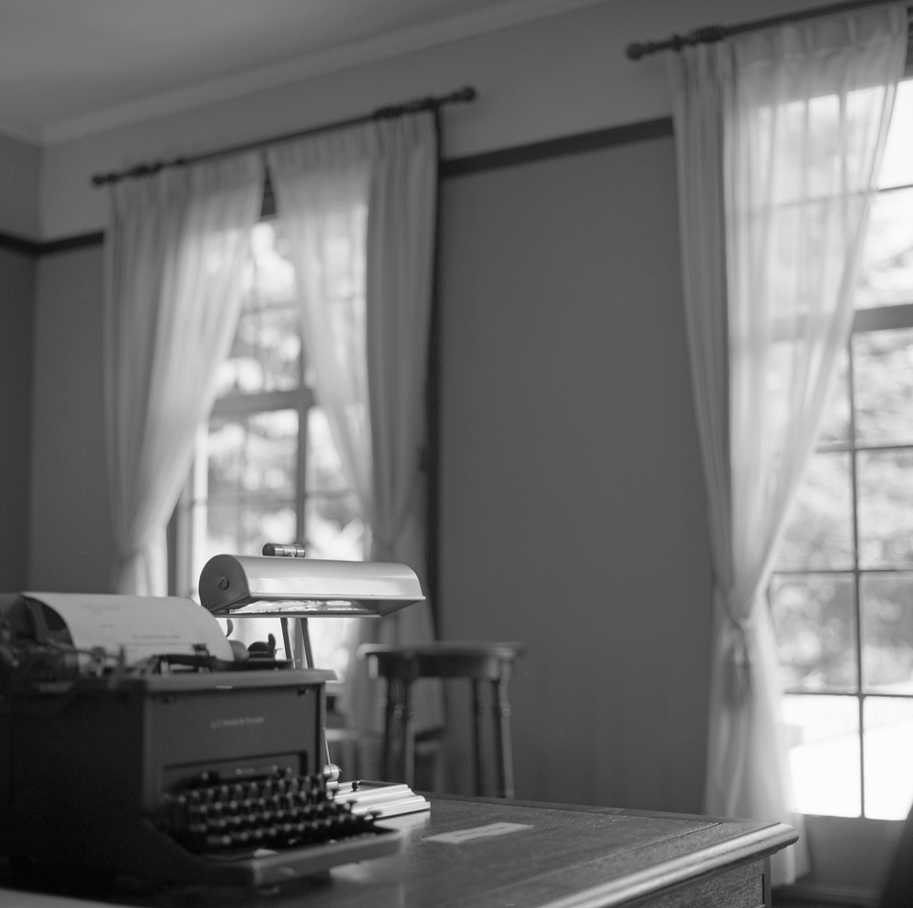 img063_re1bw