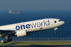 JAL 777