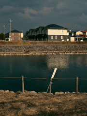池のある風景