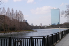 外堀。