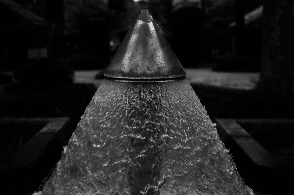 三角噴水