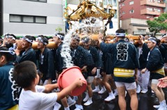 清めの水