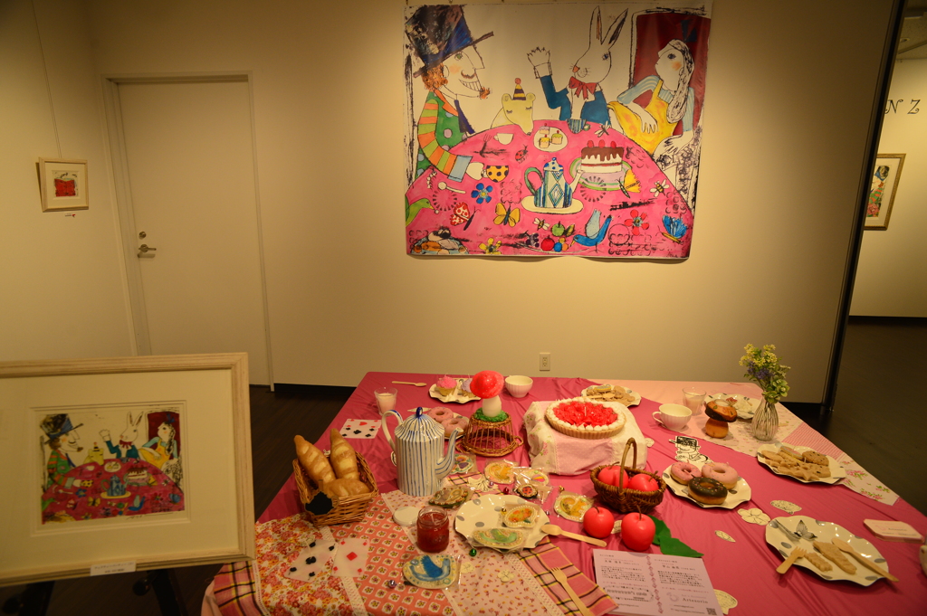ANZのアリス展