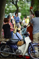 JAZZを運ぶバイク