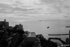 初島が見える