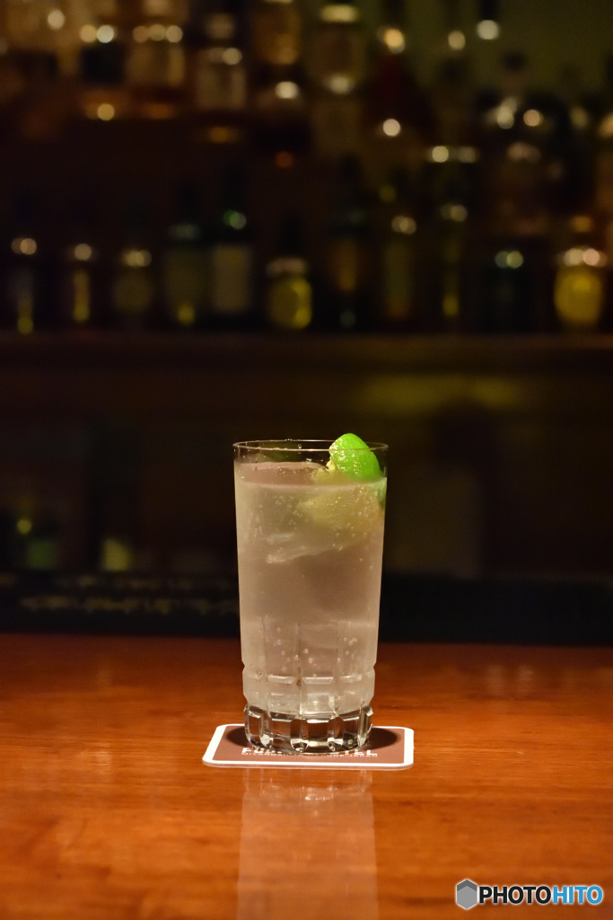 GIN & TONIC