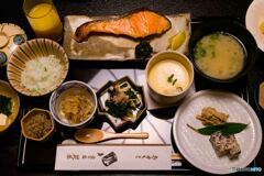 朝食