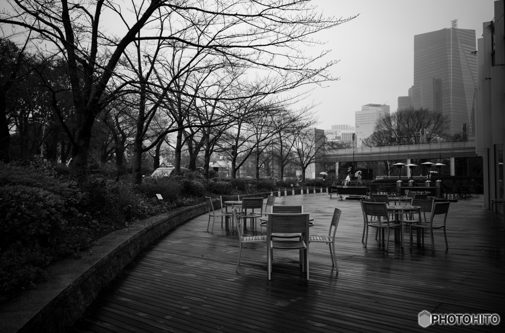 雨のミッドタウン