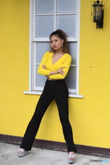 黄色いポニーテール