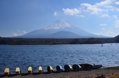 精進湖
