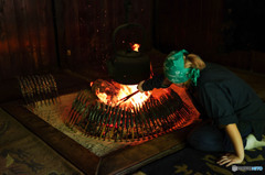 炉端