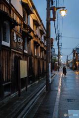 雨の伏見