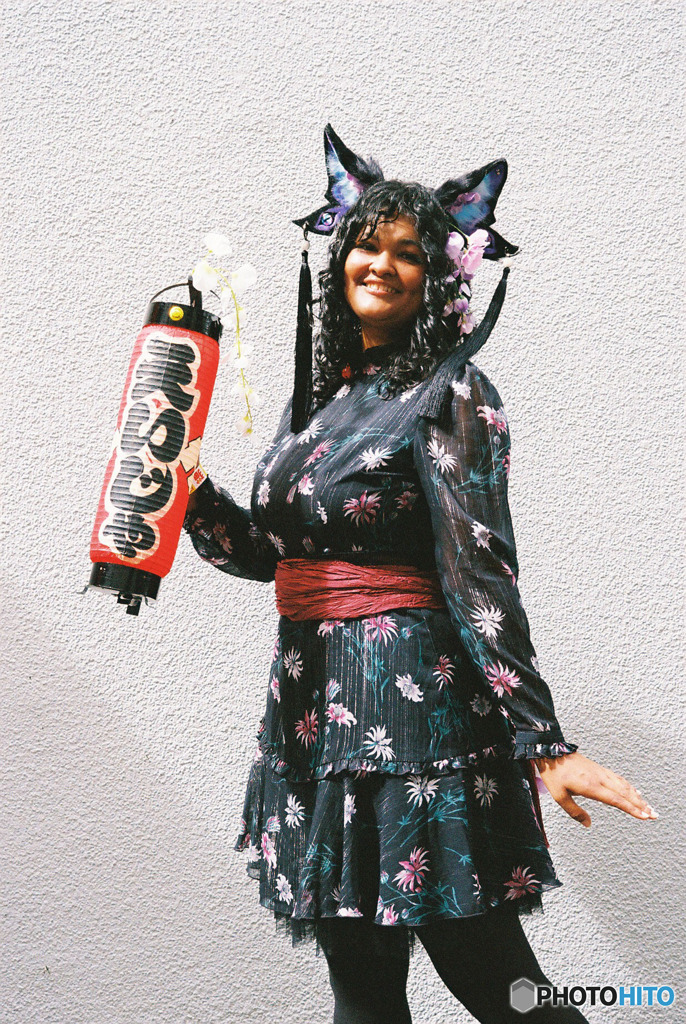 路地裏に連れ込んで