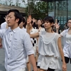 手に風穴が・・・