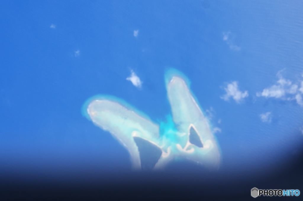 機内の窓から幸せが