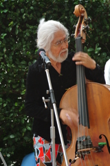 B.鈴木勲