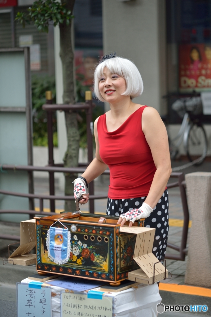 手回しオルガン