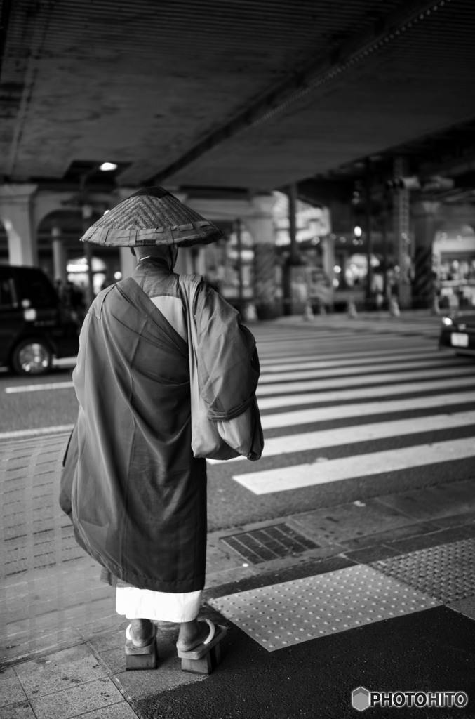 托鉢