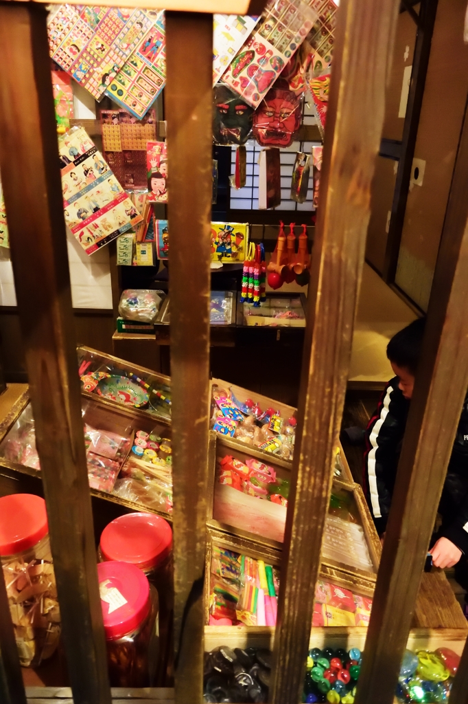 10円玉1枚握りしめ