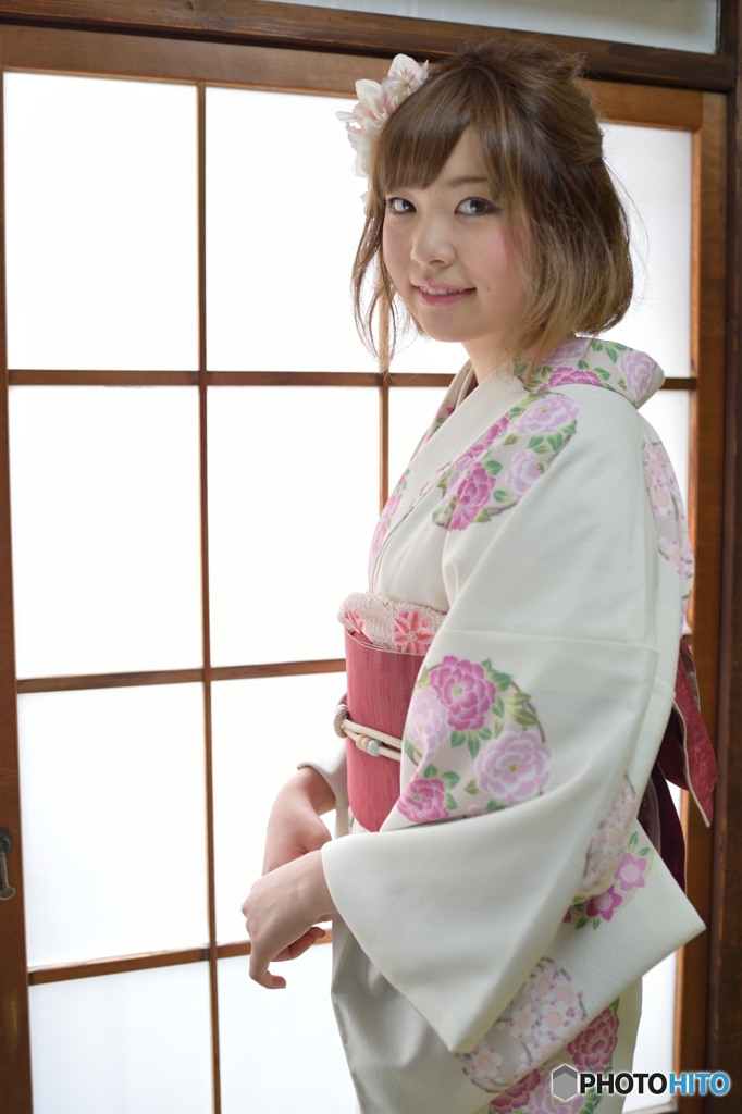 着物でフェミニン3