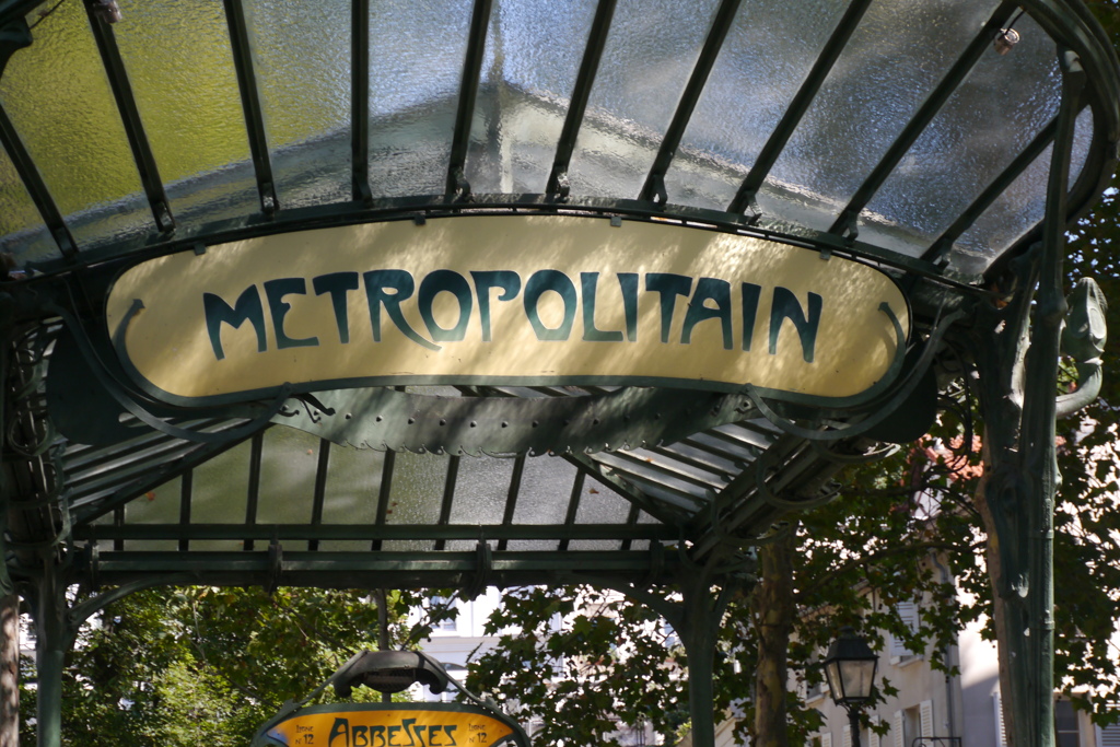 METROPOLITAIN