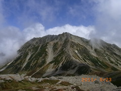 浄土山から見た雄山