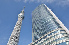 東京スカイツリーとイーストタワー