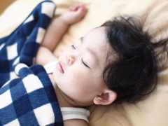 ねんね。
