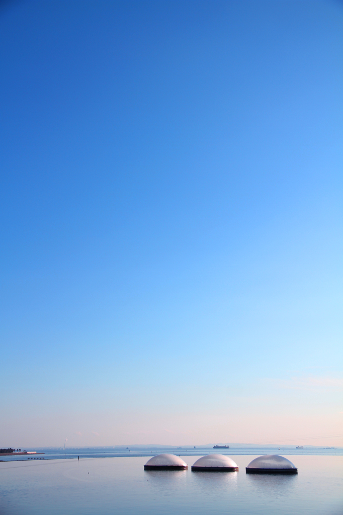 海の手前。