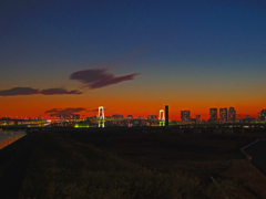 夕焼けのレインボーブリッジ