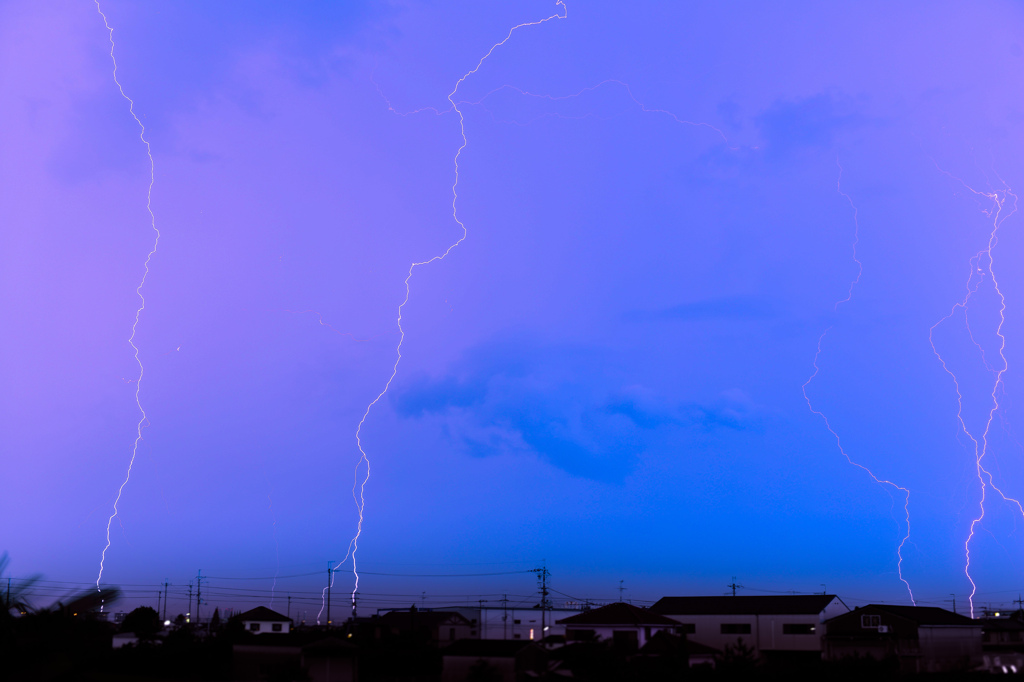 雷鳴