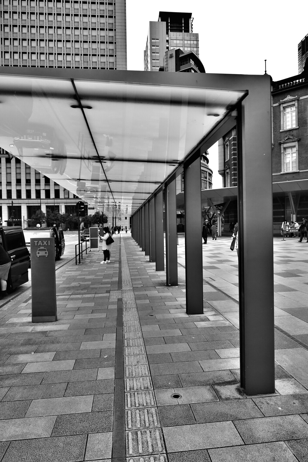 東京駅周辺をぶらり