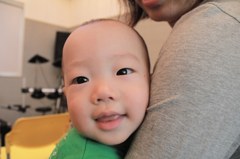 教会のある方の赤ちゃん