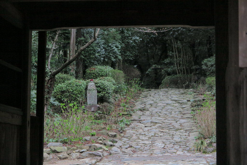 門