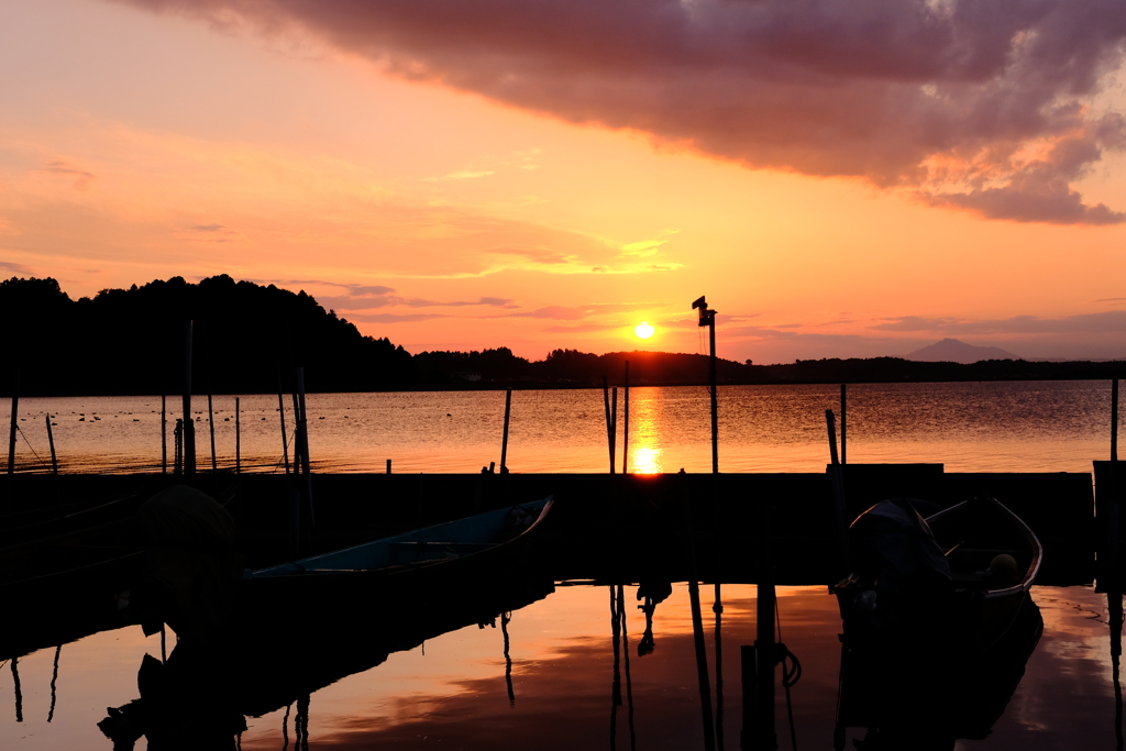 秋の夕日に・・