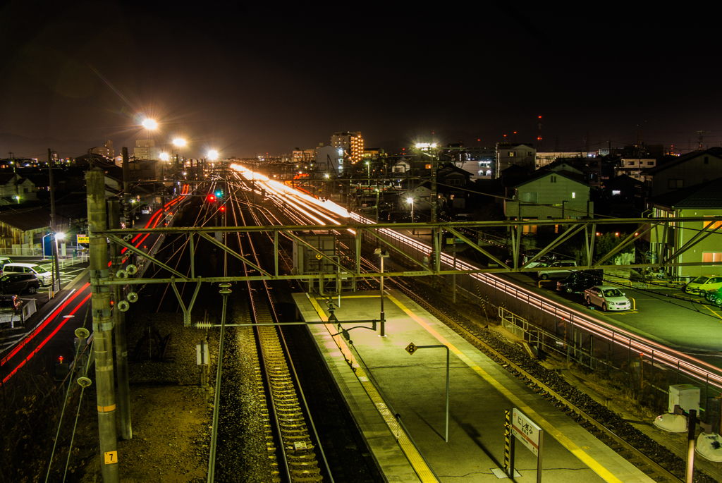 ＪＲ西岐阜駅前陸橋から岐阜貨物駅方面の夜景