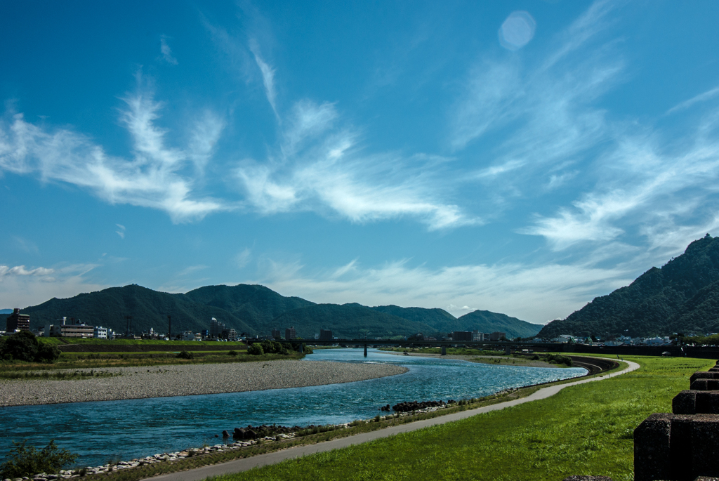 01_長良川の花火大会当日の長良川