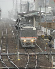 高山駅発　特急「ひだ」