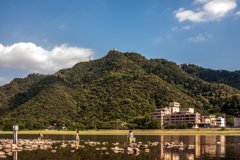 長良川で川遊び